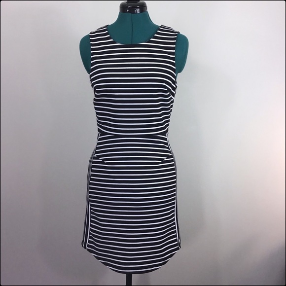 silence + noise Medium Dress - Picture 1 of 6